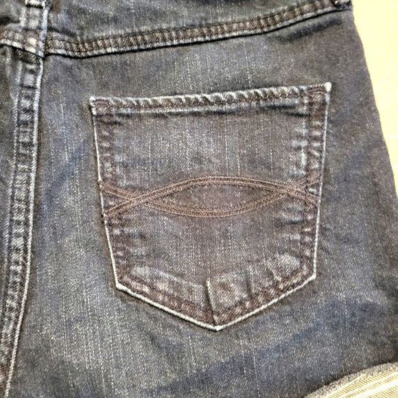 Abercrombie shorts - Picture 5 of 8